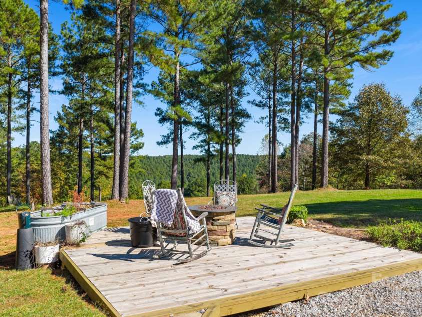 142 Riverside Drive, Rutherfordton, NC 28139.  MLS# CAR4314452, YatesRealty ID 5097. 