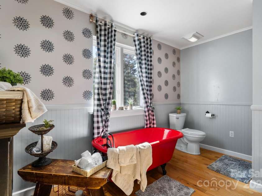 142 Riverside Drive, Rutherfordton, NC 28139.  MLS# CAR4314452, YatesRealty ID 5097. 