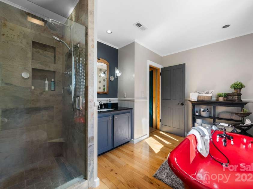 142 Riverside Drive, Rutherfordton, NC 28139.  MLS# CAR4314452, YatesRealty ID 5097. 