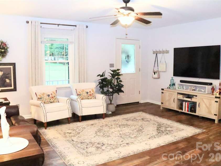 231 Proctor Drive, Salisbury, NC 28147.  MLS# CAR4424396, YatesRealty ID 50972. 
