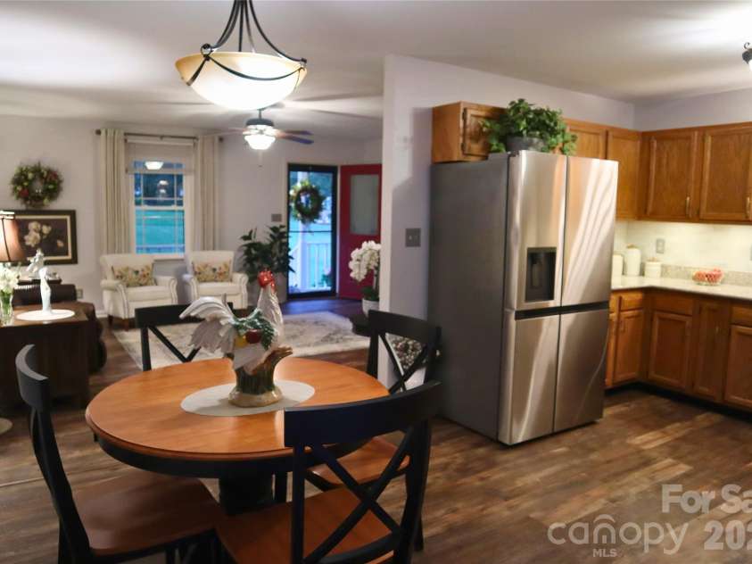 231 Proctor Drive, Salisbury, NC 28147.  MLS# CAR4424396, YatesRealty ID 50972. 