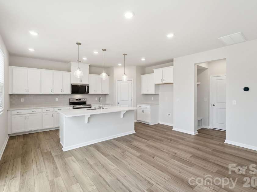 2701 Westmont Drive, Gastonia, NC 28052.  MLS# CAR4425031, YatesRealty ID 50973. 