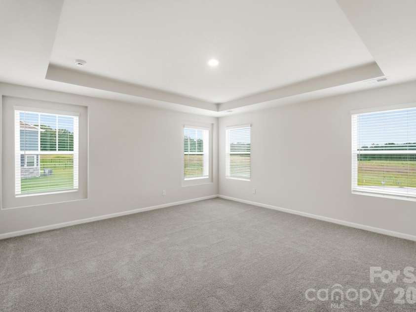 2701 Westmont Drive, Gastonia, NC 28052.  MLS# CAR4425031, YatesRealty ID 50973. 