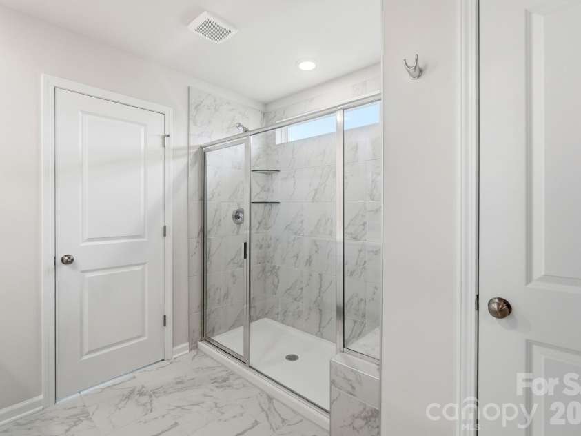 2701 Westmont Drive, Gastonia, NC 28052.  MLS# CAR4425031, YatesRealty ID 50973. 