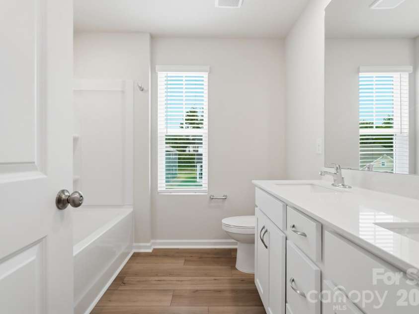 2701 Westmont Drive, Gastonia, NC 28052.  MLS# CAR4425031, YatesRealty ID 50973. 