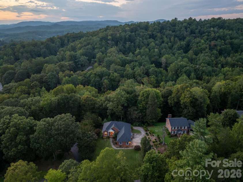 3212 Champion Lane, Lenoir, NC 28645.  MLS# CAR4423445, YatesRealty ID 50977. 