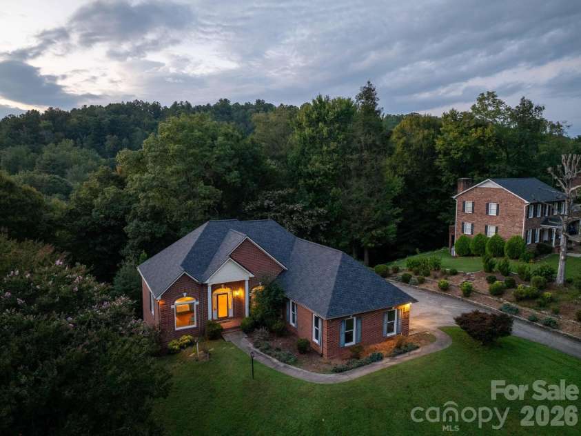 3212 Champion Lane, Lenoir, NC 28645.  MLS# CAR4423445, YatesRealty ID 50977. 