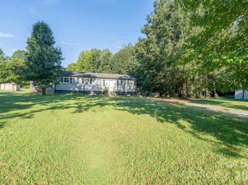 106 Courtney Lane, Salisbury, NC 28146.  MLS# CAR4424816, YatesRealty ID 50978. 