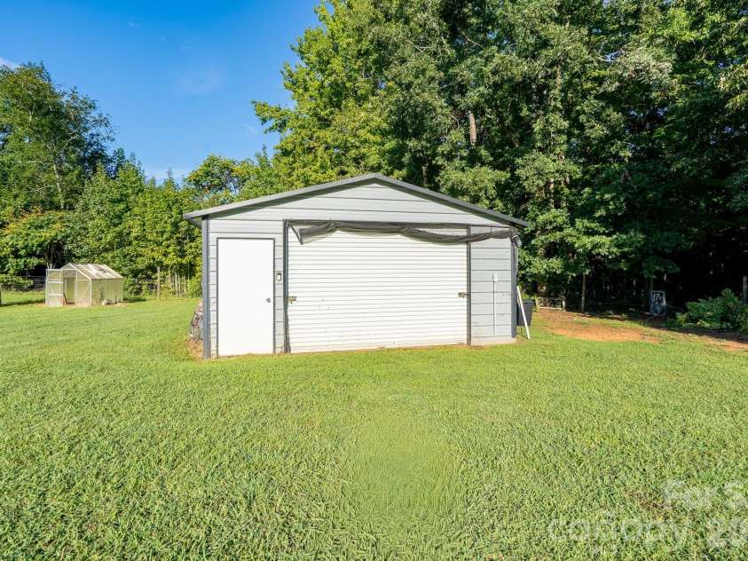 106 Courtney Lane, Salisbury, NC 28146.  MLS# CAR4424816, YatesRealty ID 50978. 