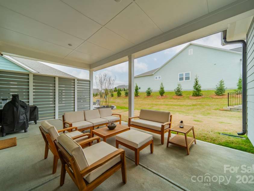 1402 Encore Lane, Waxhaw, NC 28173.  MLS# CAR4242665, YatesRealty ID 5098. 