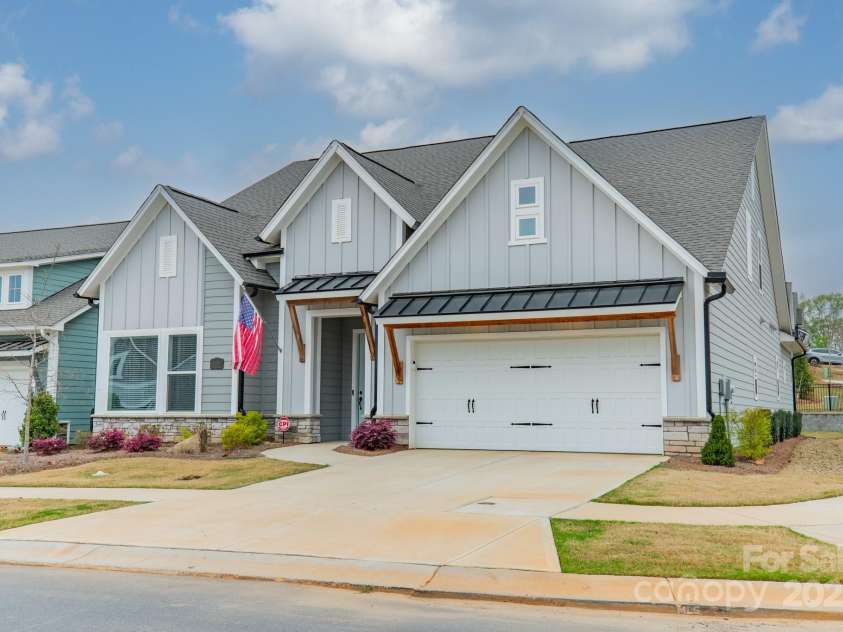 1402 Encore Lane, Waxhaw, NC 28173.  MLS# CAR4242665, YatesRealty ID 5098. 