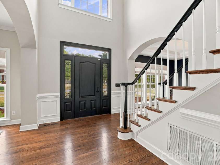 702 Carver Pond Lane, Waxhaw, NC 28173.  MLS# CAR4419150, YatesRealty ID 50981. 