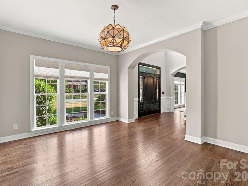 702 Carver Pond Lane, Waxhaw, NC 28173.  MLS# CAR4419150, YatesRealty ID 50981. 