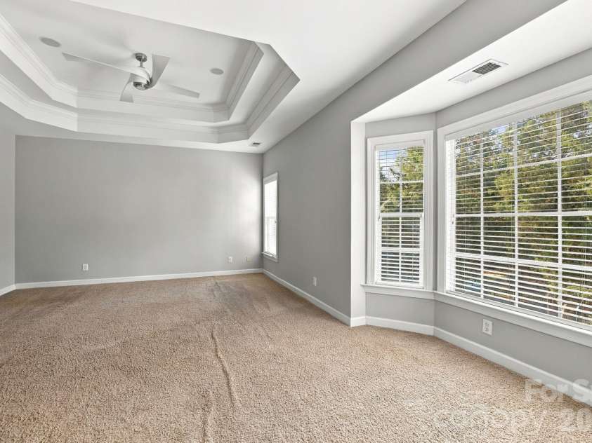 702 Carver Pond Lane, Waxhaw, NC 28173.  MLS# CAR4419150, YatesRealty ID 50981. 