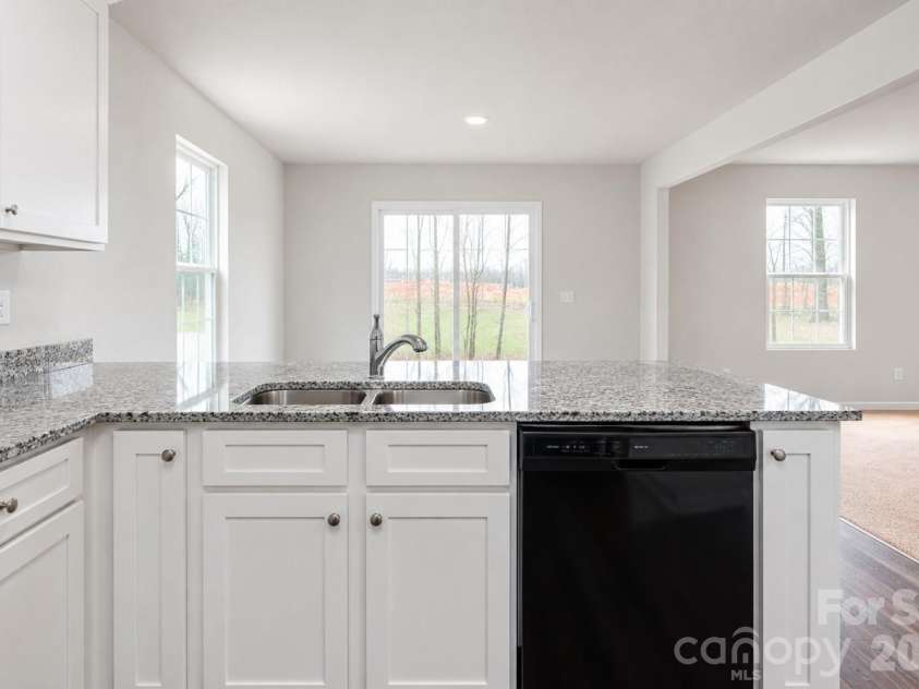 9120 Creedmore Hills Drive, Charlotte, NC 28214.  MLS# CAR4425074, YatesRealty ID 50983. 