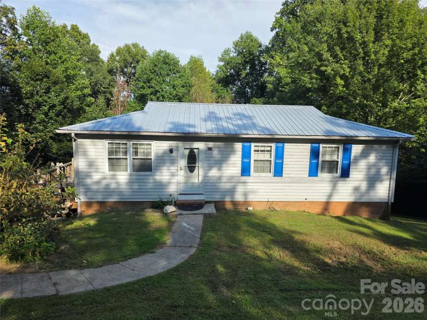 601 Hennessee Street, Morganton, NC 28655.  MLS# CAR4425023, YatesRealty ID 50986. 