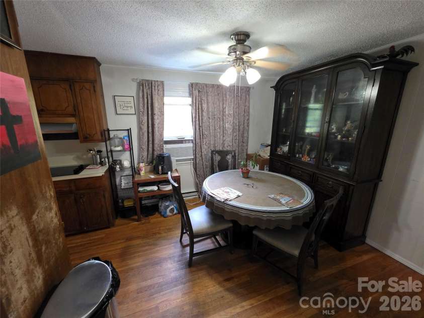 601 Hennessee Street, Morganton, NC 28655.  MLS# CAR4425023, YatesRealty ID 50986. 