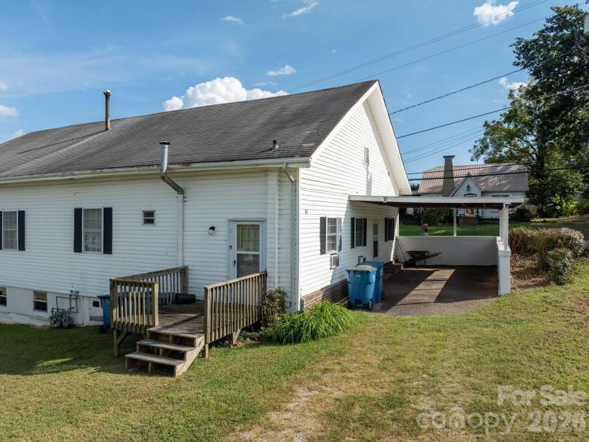 84 Falls Avenue, Granite Falls, NC 28630.  MLS# CAR4424296, YatesRealty ID 50987. 