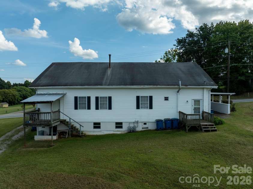 84 Falls Avenue, Granite Falls, NC 28630.  MLS# CAR4424296, YatesRealty ID 50987. 