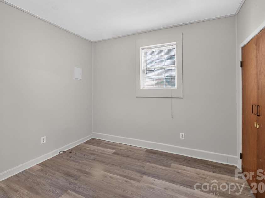 84 Falls Avenue, Granite Falls, NC 28630.  MLS# CAR4424296, YatesRealty ID 50987. 
