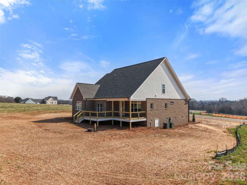 174 Orchard Grass Court, Mocksville, NC 27028.  MLS# CAR4424604, YatesRealty ID 50989. 