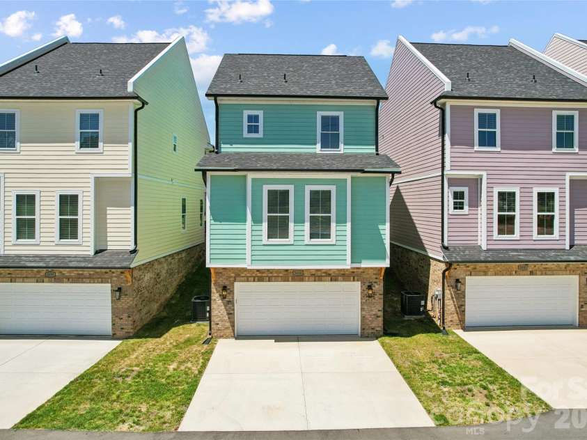 5820 Pittmon Lane, Kannapolis, NC 28081.  MLS# CAR4374421, YatesRealty ID 5099. 