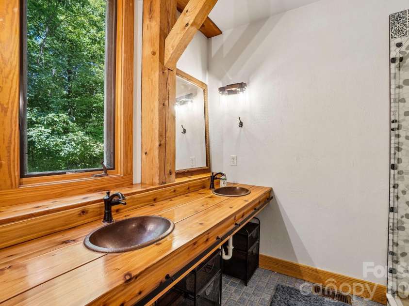 2705 Sand Branch Road, Black Mountain, NC 28711.  MLS# CAR4423859, YatesRealty ID 50995. 