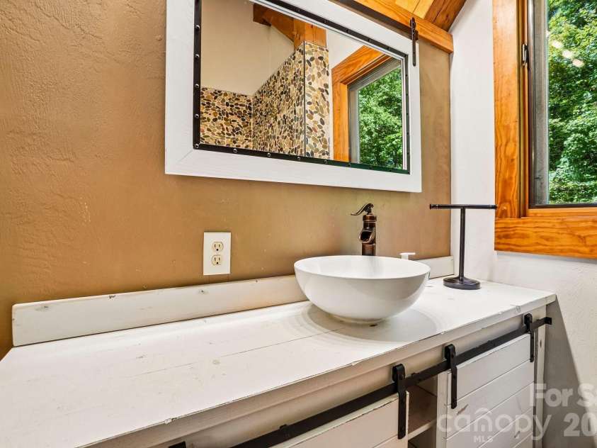 2705 Sand Branch Road, Black Mountain, NC 28711.  MLS# CAR4423859, YatesRealty ID 50995. 