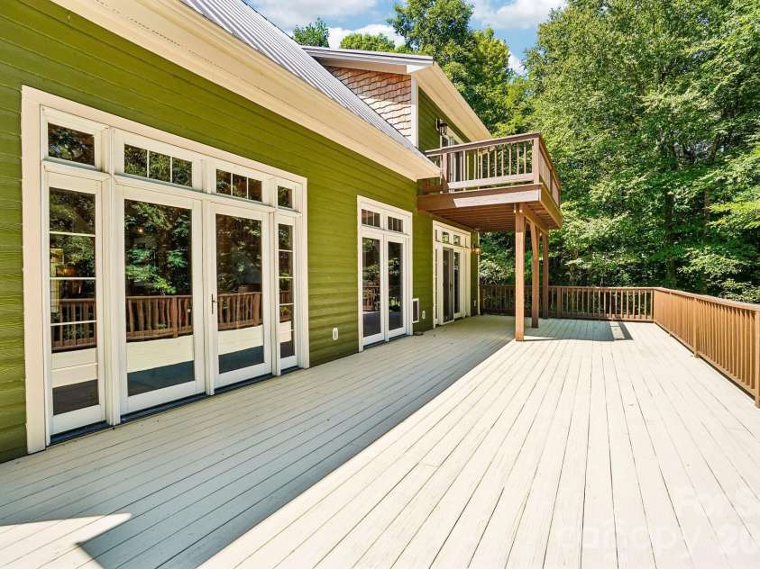 2705 Sand Branch Road, Black Mountain, NC 28711.  MLS# CAR4423859, YatesRealty ID 50995. 