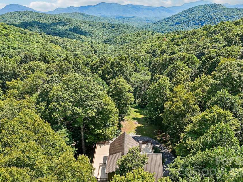 2705 Sand Branch Road, Black Mountain, NC 28711.  MLS# CAR4423859, YatesRealty ID 50995. 