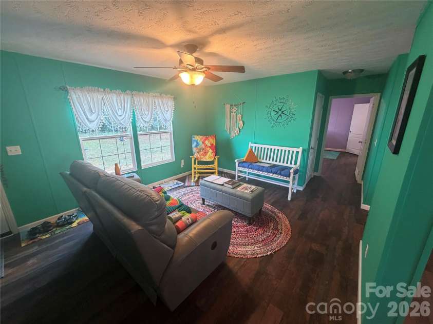 9902 Ashe Court, Charlotte, NC 28215.  MLS# CAR4425055, YatesRealty ID 50996. 