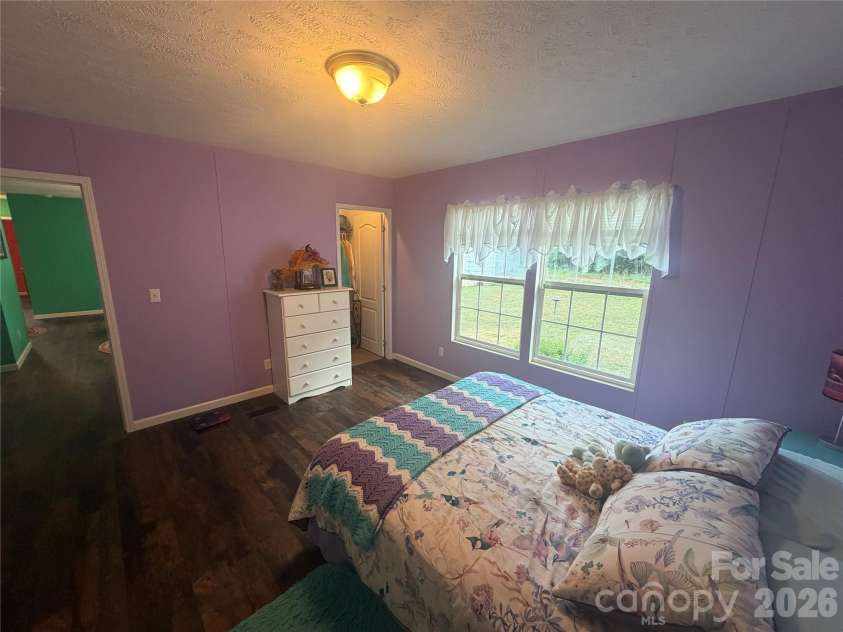 9902 Ashe Court, Charlotte, NC 28215.  MLS# CAR4425055, YatesRealty ID 50996. 