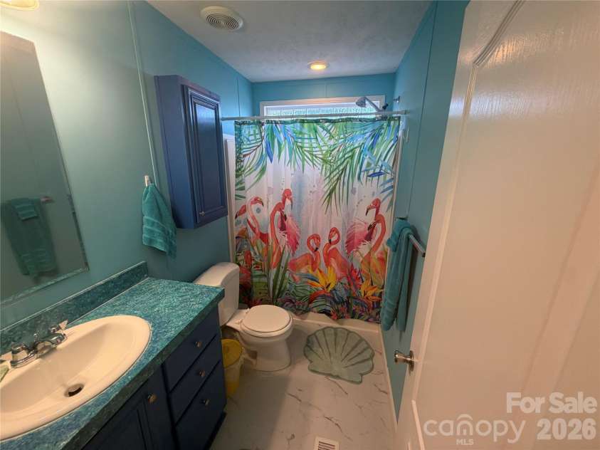 9902 Ashe Court, Charlotte, NC 28215.  MLS# CAR4425055, YatesRealty ID 50996. 