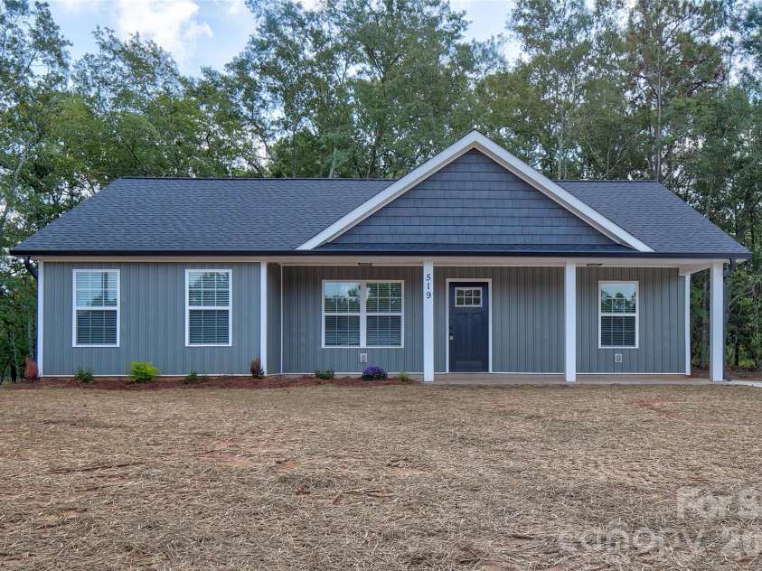 519 Third Street, McBee, SC 29101.  MLS# CAR4425050, YatesRealty ID 50997. 