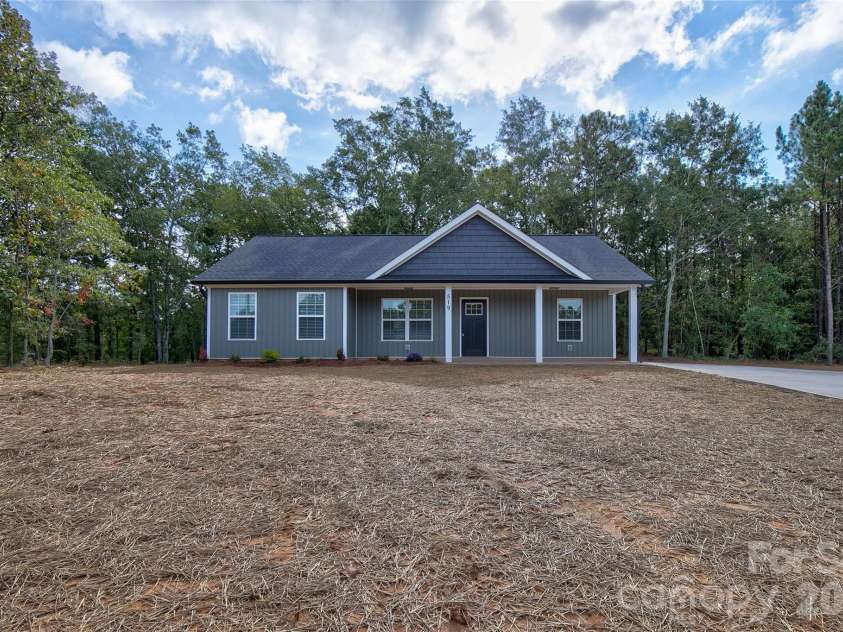 519 Third Street, McBee, SC 29101.  MLS# CAR4425050, YatesRealty ID 50997. 