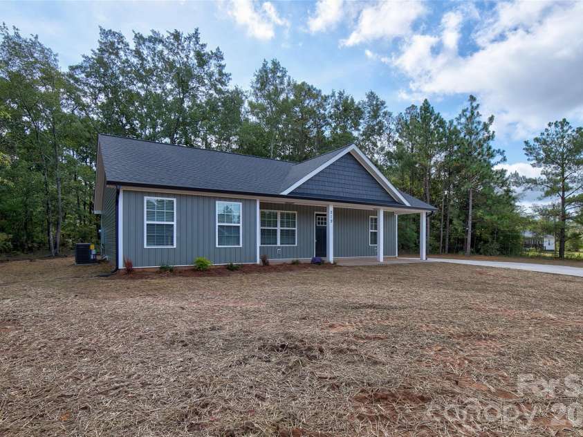 519 Third Street, McBee, SC 29101.  MLS# CAR4425050, YatesRealty ID 50997. 