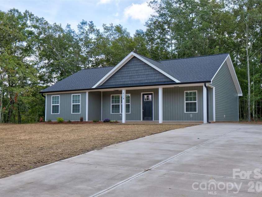 519 Third Street, McBee, SC 29101.  MLS# CAR4425050, YatesRealty ID 50997. 