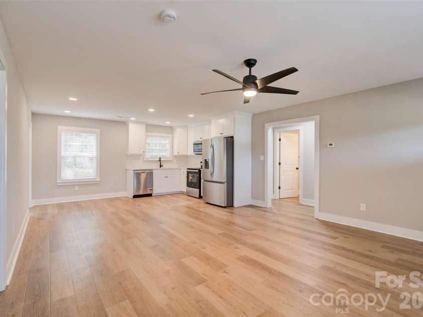 519 Third Street, McBee, SC 29101.  MLS# CAR4425050, YatesRealty ID 50997. 