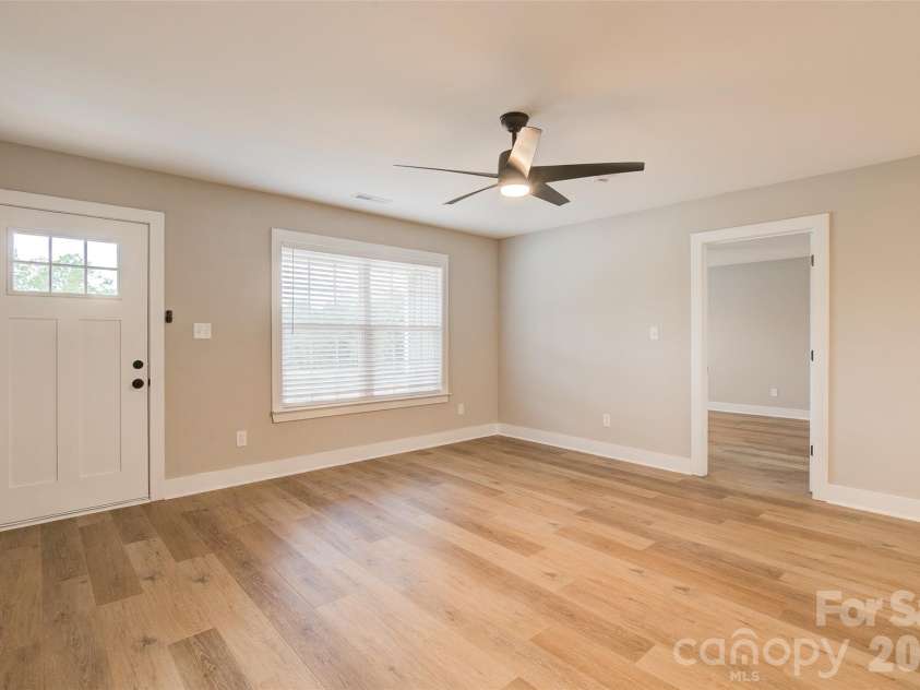 519 Third Street, McBee, SC 29101.  MLS# CAR4425050, YatesRealty ID 50997. 