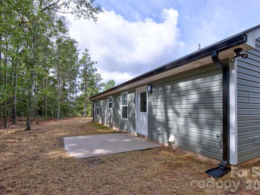 519 Third Street, McBee, SC 29101.  MLS# CAR4425050, YatesRealty ID 50997. 