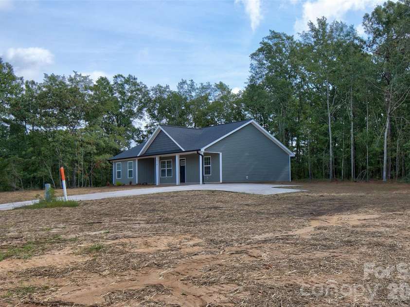 519 Third Street, McBee, SC 29101.  MLS# CAR4425050, YatesRealty ID 50997. 