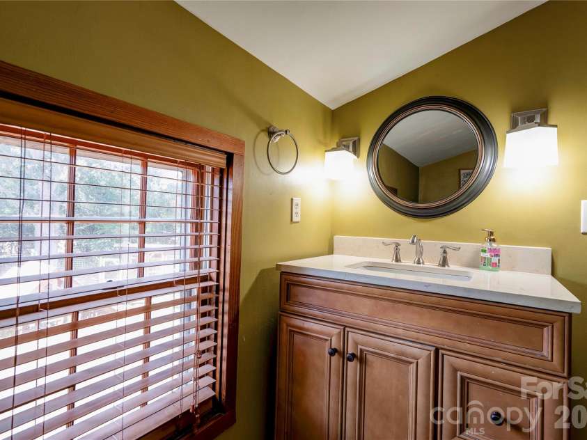 1229 New Crest Lane, Shelby, NC 28150.  MLS# CAR4423659, YatesRealty ID 50999. Bathroom 2