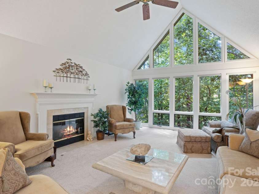 128 Forest View Drive, Flat Rock, NC 28731.  MLS# CAR4303335, YatesRealty ID 51. 