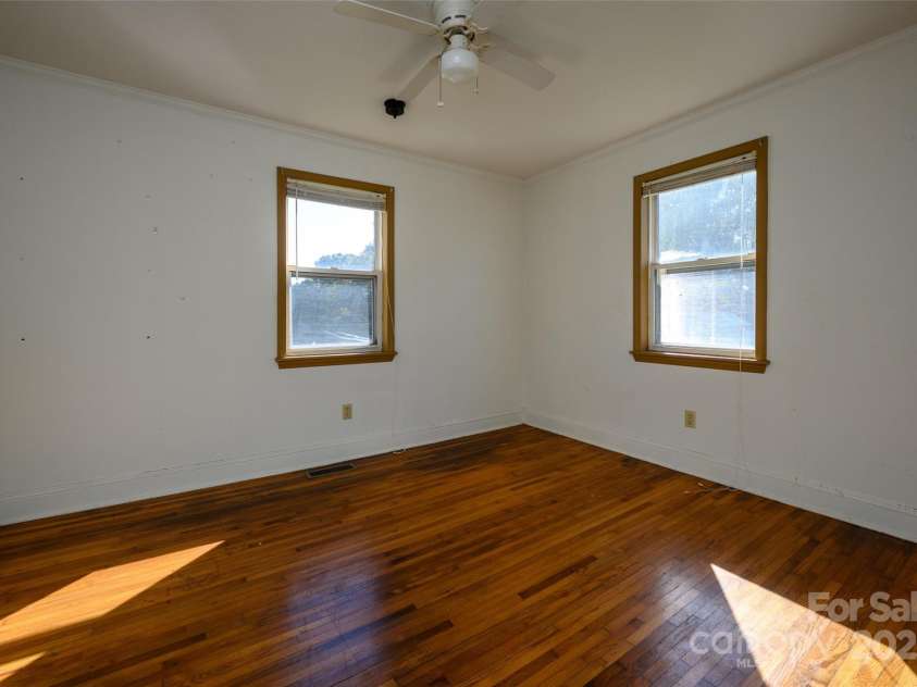 110 Jenkins Farm Lane, Mooresville, NC 28115.  MLS# CAR4316175, YatesRealty ID 510. Bedroom 2