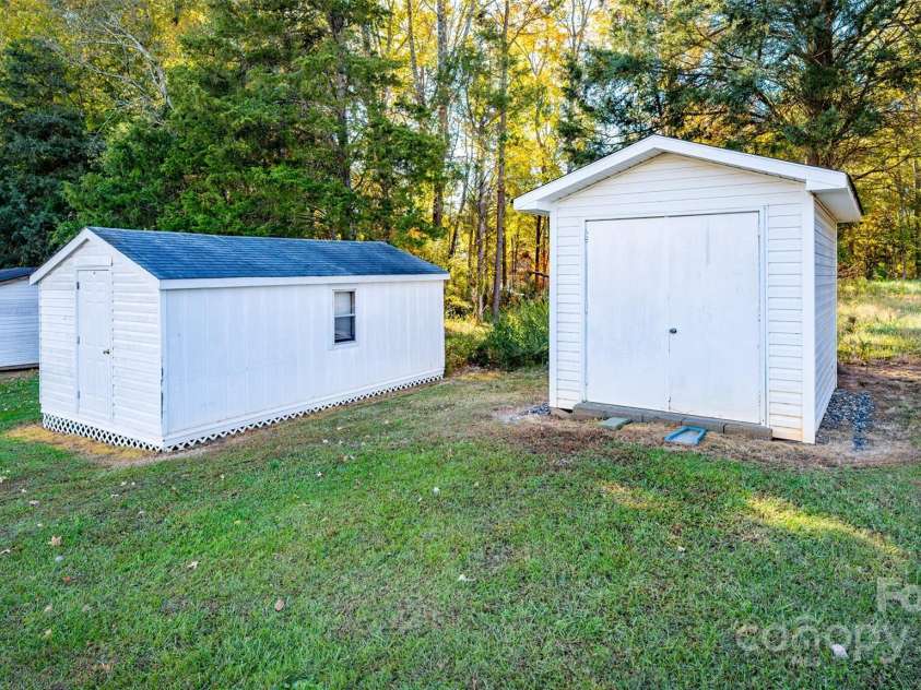 110 Jenkins Farm Lane, Mooresville, NC 28115.  MLS# CAR4316175, YatesRealty ID 510. Multiple Sheds