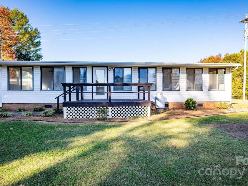 110 Jenkins Farm Lane, Mooresville, NC 28115.  MLS# CAR4316175, YatesRealty ID 510. Rear View Modular