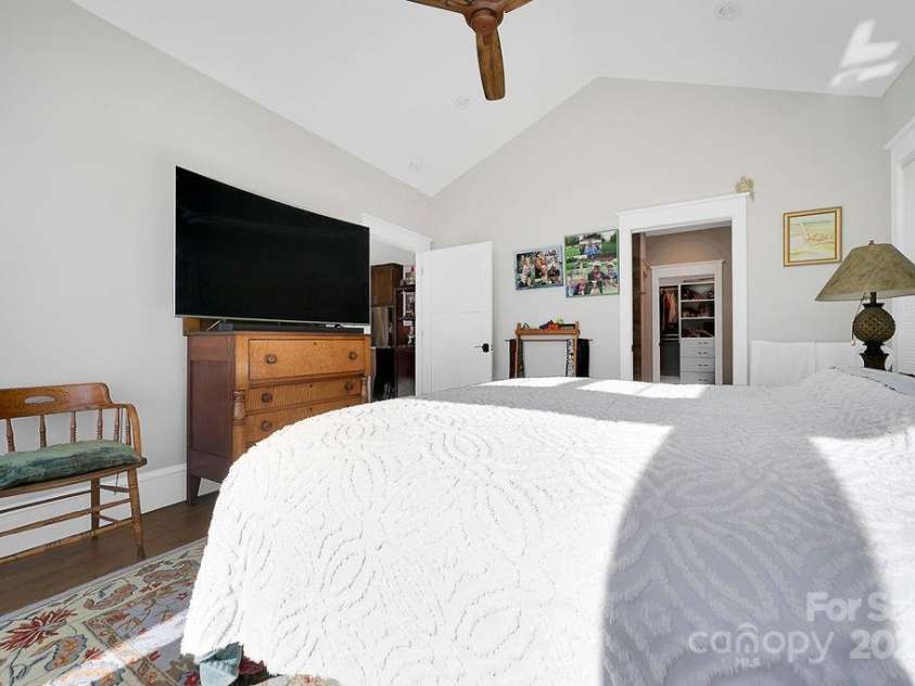 80 Starwood Valley Trail, Arden, NC 28704.  MLS# CAR4212532, YatesRealty ID 510. 