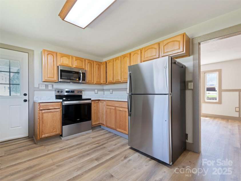 13 Depot Street, Clyde, NC 28721.  MLS# CAR4244908, YatesRealty ID 5100. 