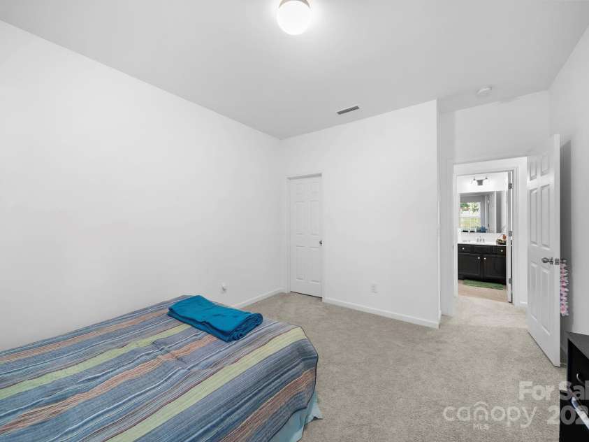 6401 Rocky Wagon Lane, Concord, NC 28025.  MLS# CAR4297746, YatesRealty ID 5100. 