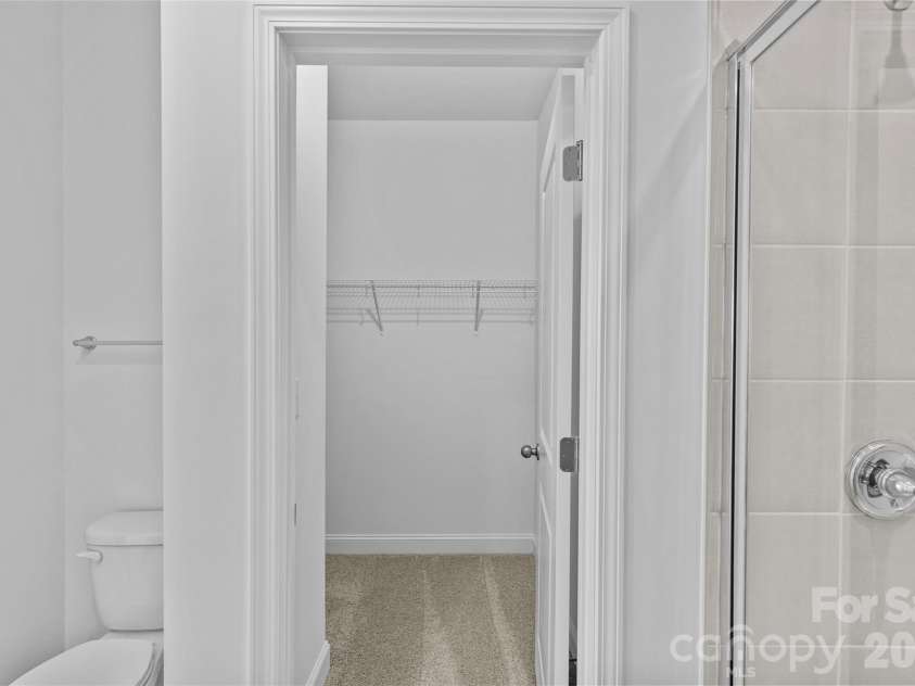 4008 Crooked Spruce Court, Matthews, NC 28105.  MLS# CAR4425000, YatesRealty ID 51002. 